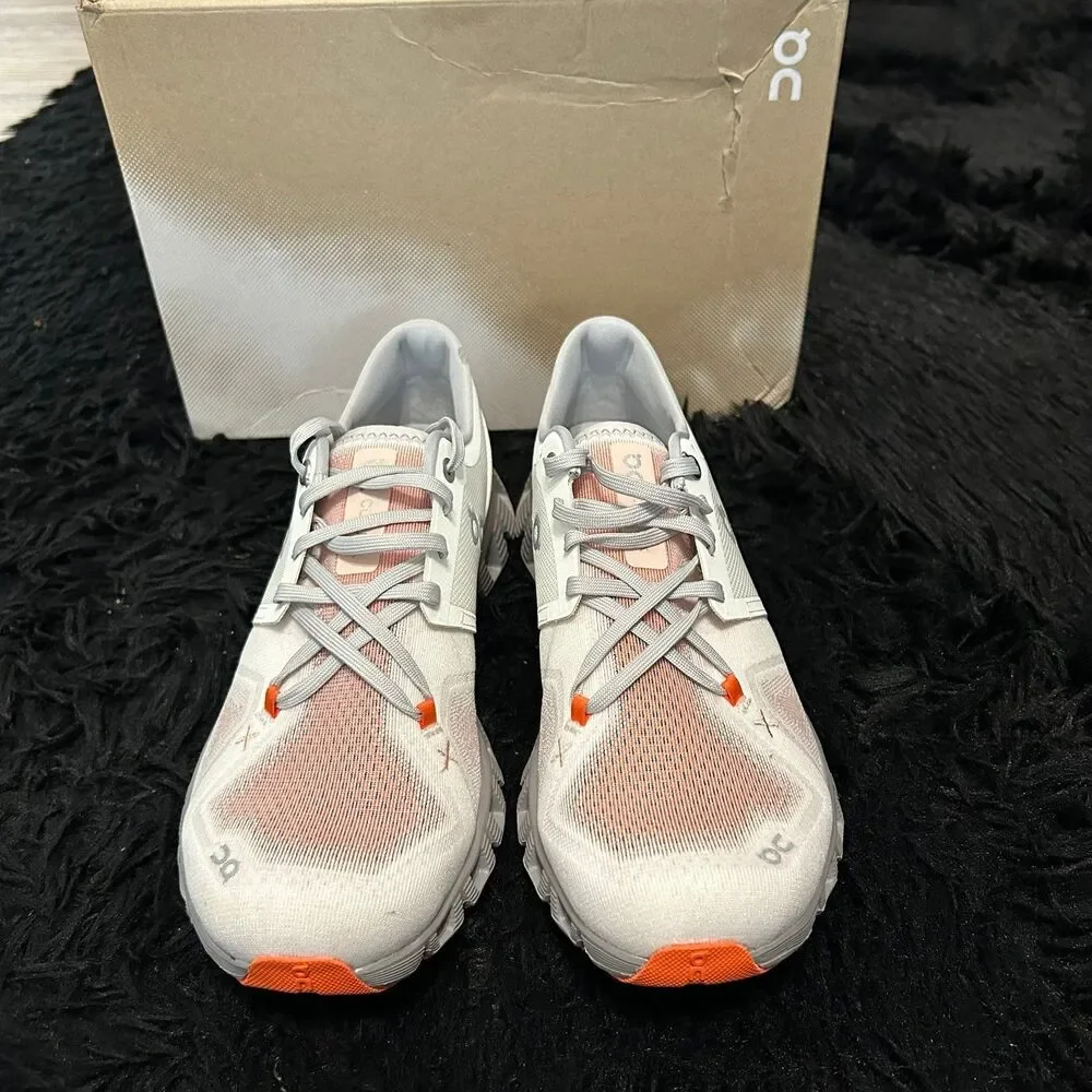 ON CLOUD X Ivory / Alloy athletic training lace up shoes sneakers women's 9 new - Picture 7 of 8